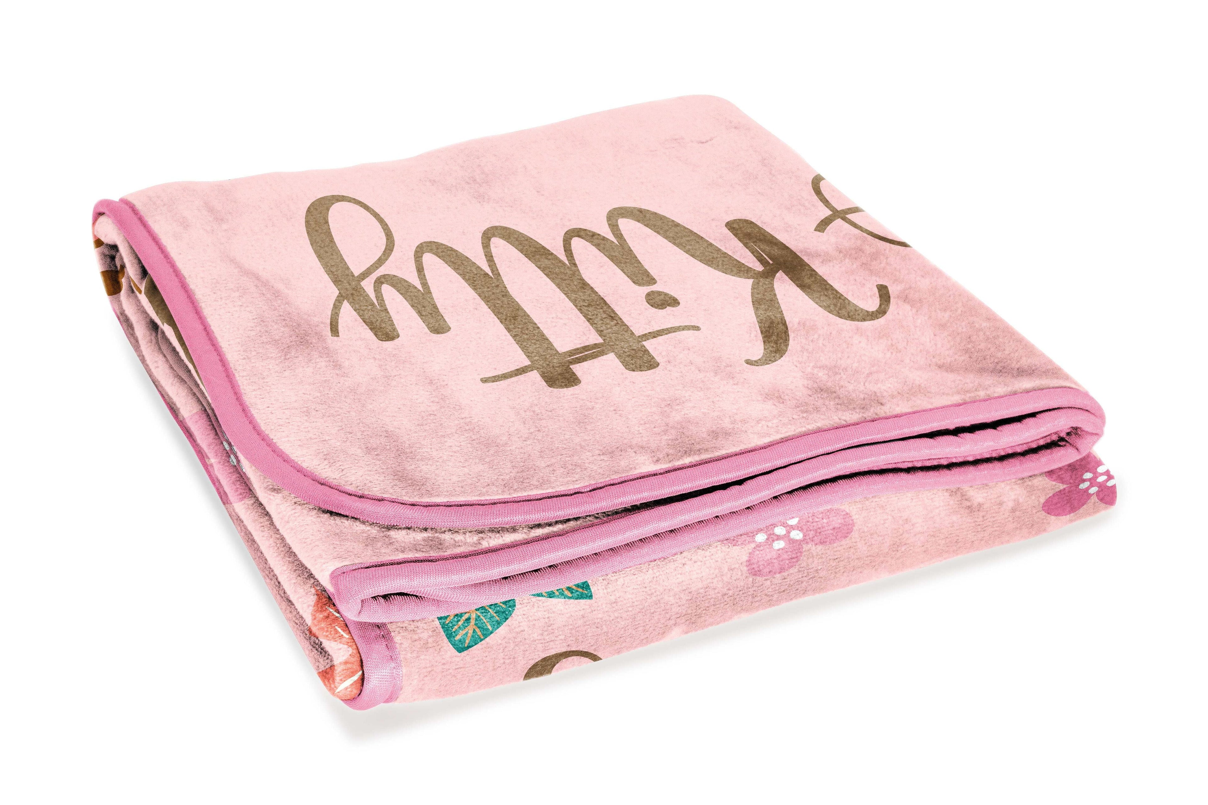Decorative Knitted Floral Grace 46 x 60 Coral Fleece Kids Throw Blanket - Soft Bedding Accessories - Lightweight Plush Warm Blanket for All Seasons Detail