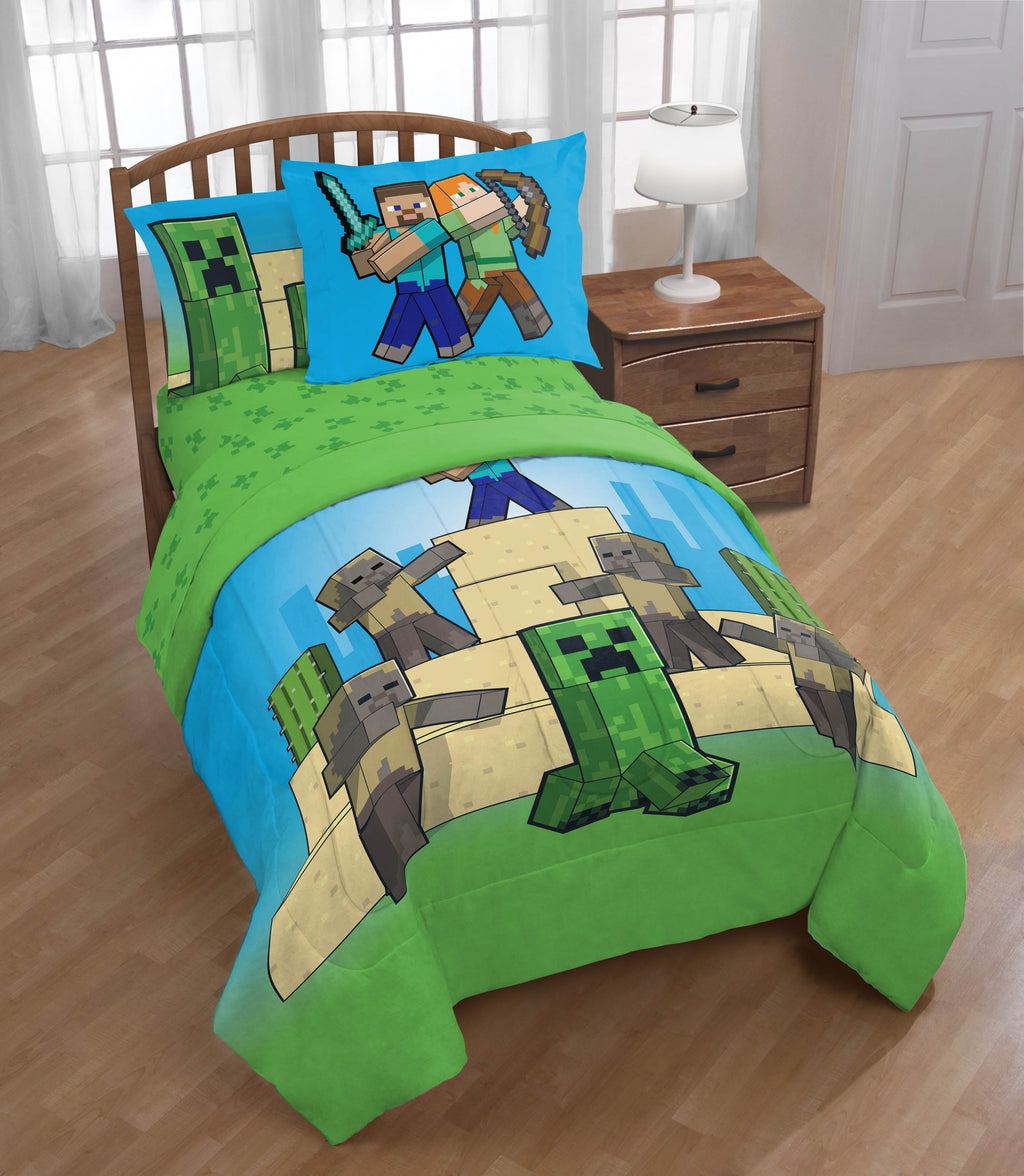 Heavyweight Warmth Desert Mob Action 5 Piece Twin Size Kids Comforter Set with Sham - Gaming Bed Sets for Kids and Teens - Cloud-Like Soft Lightweight Bed Comforter Detail