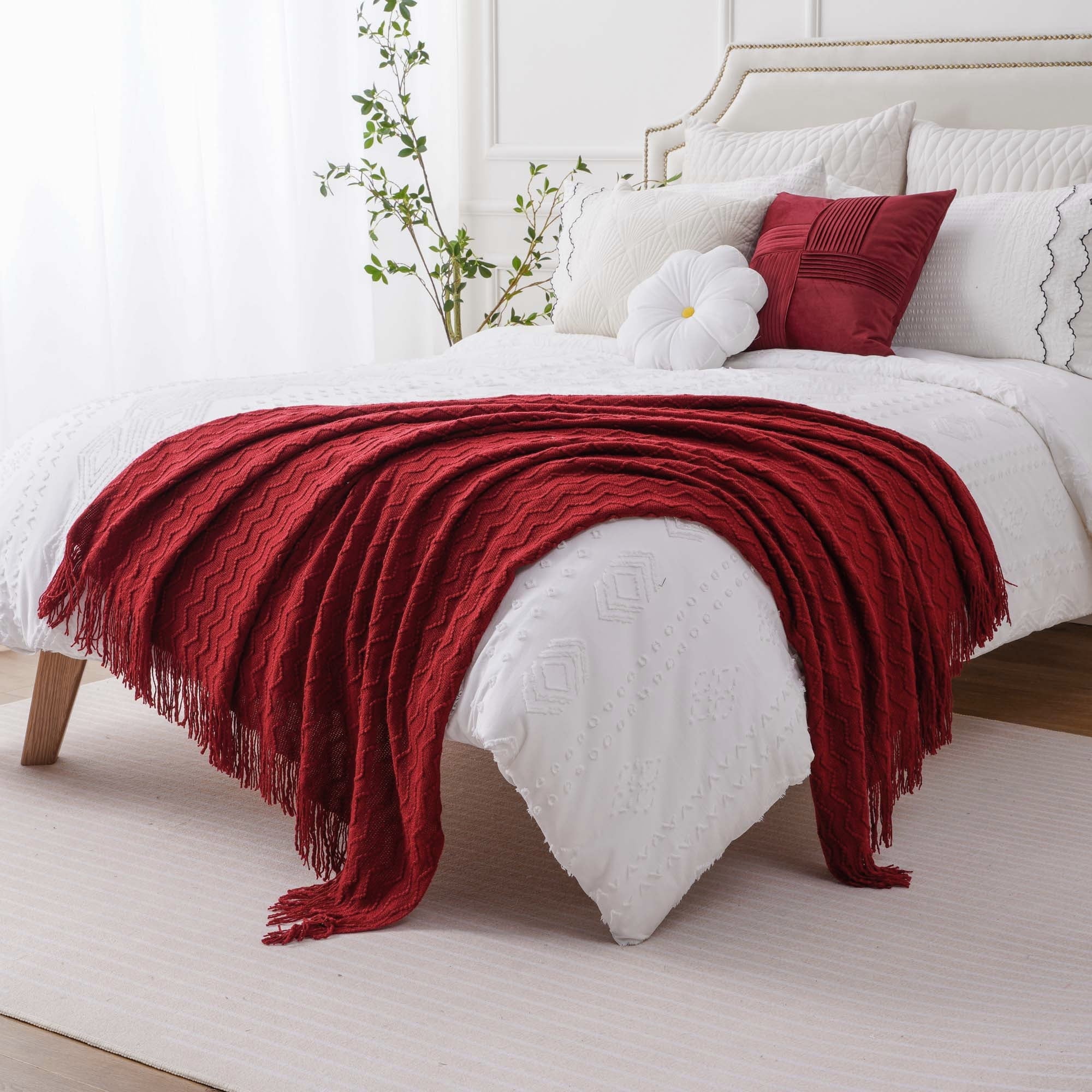 Super Soft Flannel Dark Red Blanket for Couch,Burgundy Knit Throw Blanket for Bedroom,Christmas Throw,50"x60" - Cozy Fleece Throw Blanket for Couch & Bed Detail