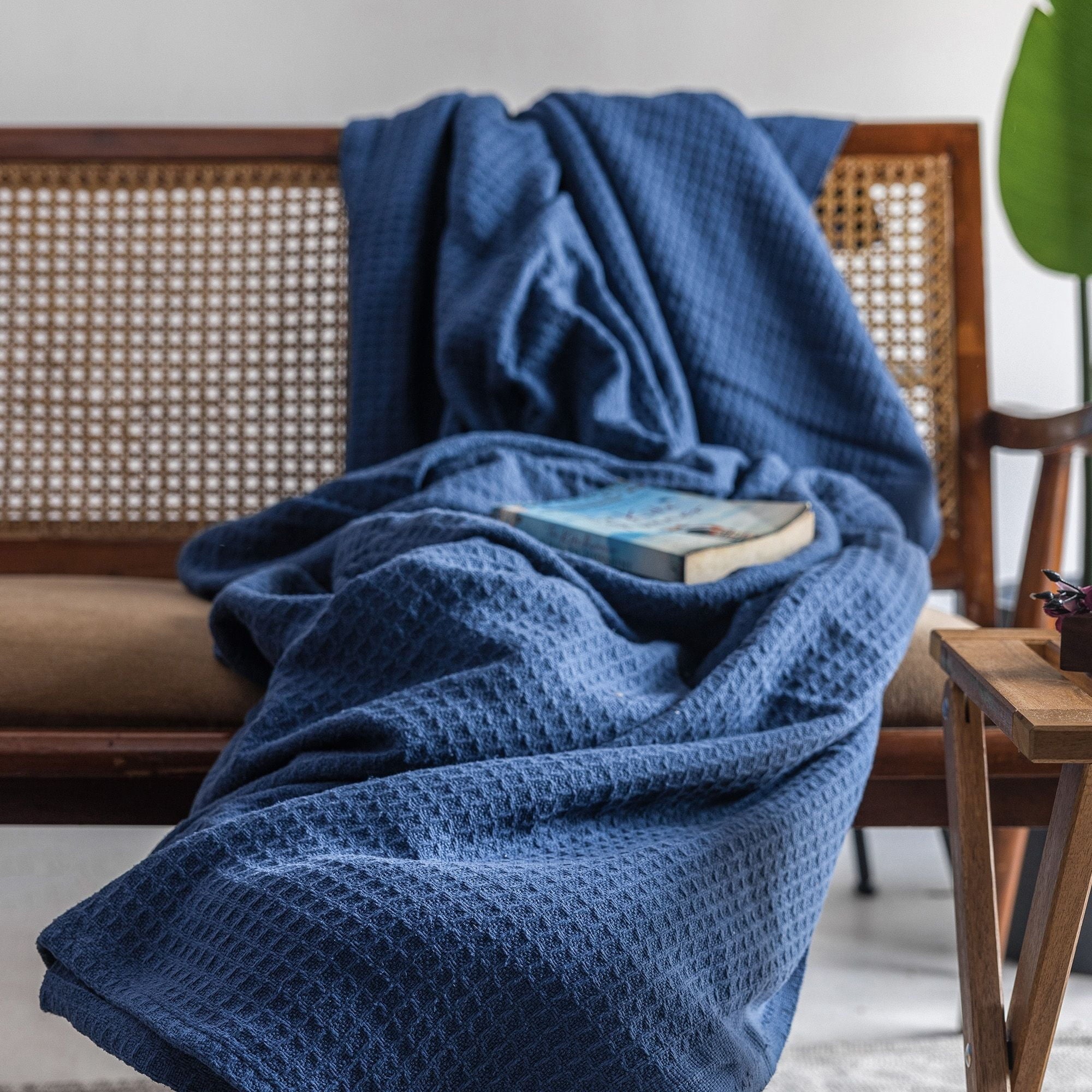 Decorative Knitted Twin Waffle Throw Blanket for Couch (68" x 92"), 100% Cotton Throw Blankets for Bed, Waffle Blanket for Bed (Navy) - Super Soft Reversible Sherpa Flannel Blanket Detail