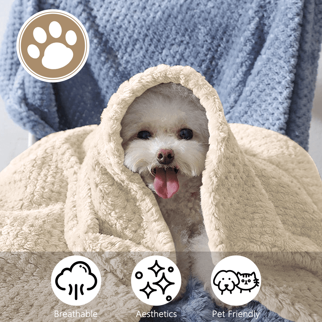 Super Soft Flannel Ultra Soft Throw Blanket, Warm Cozy Blankets for Couch Bed Chair, Breathable and Lightweight Blankets for All Seasons... - Super Soft Reversible Sherpa Flannel Blanket Detail