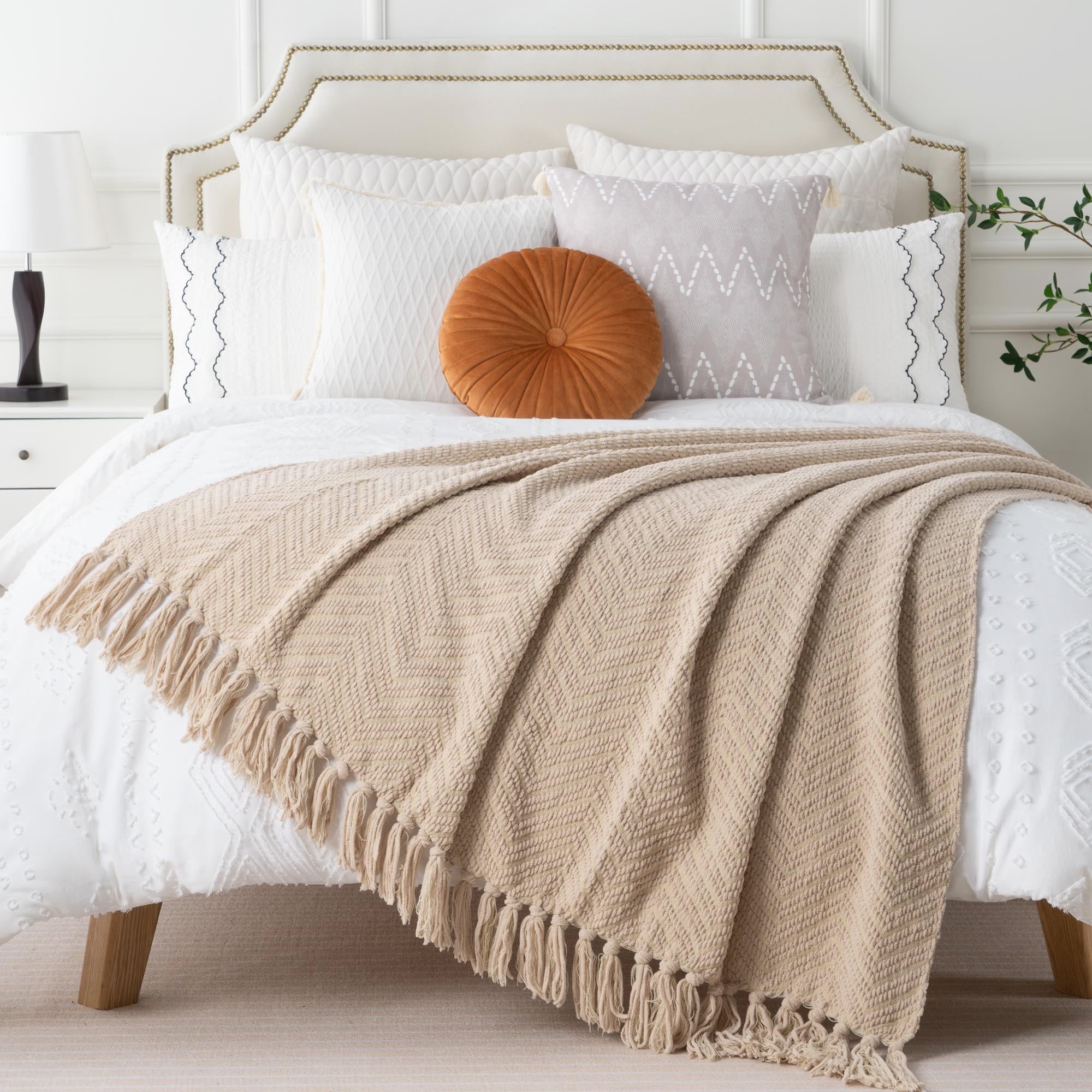 Reversible Sherpa Beige Throw Blanket,Textured Knitted Tan Throws with Tassels,Neutral Sofa Bed Throws,50"x60" - Super Soft Reversible Sherpa Flannel Blanket Detail
