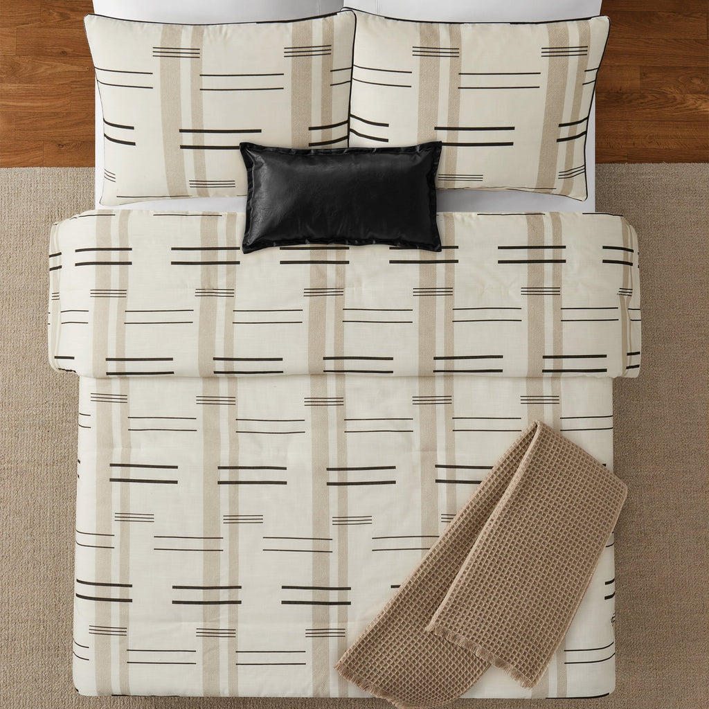 Hypoallergenic Cloud Full/Queen Comforter Set, All-Season, 5-Piece, Tan Modern - Luxurious Quilted Duvet Cover Set Detail