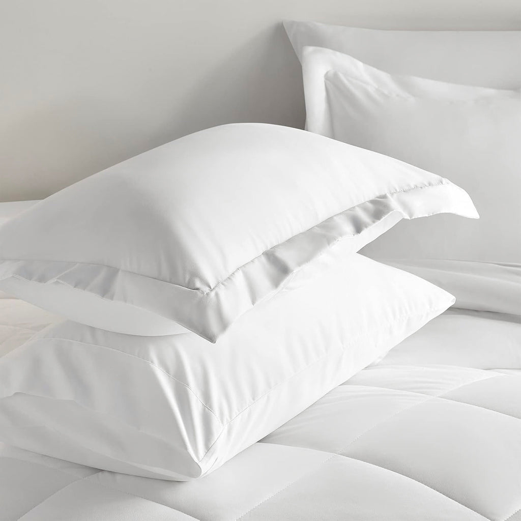Heavyweight Warmth Comforter Set 7-Piece Bed in a Bag - Adult, White, Queen - Hypoallergenic Ultra-Fluffy Quilt for Winter Detail