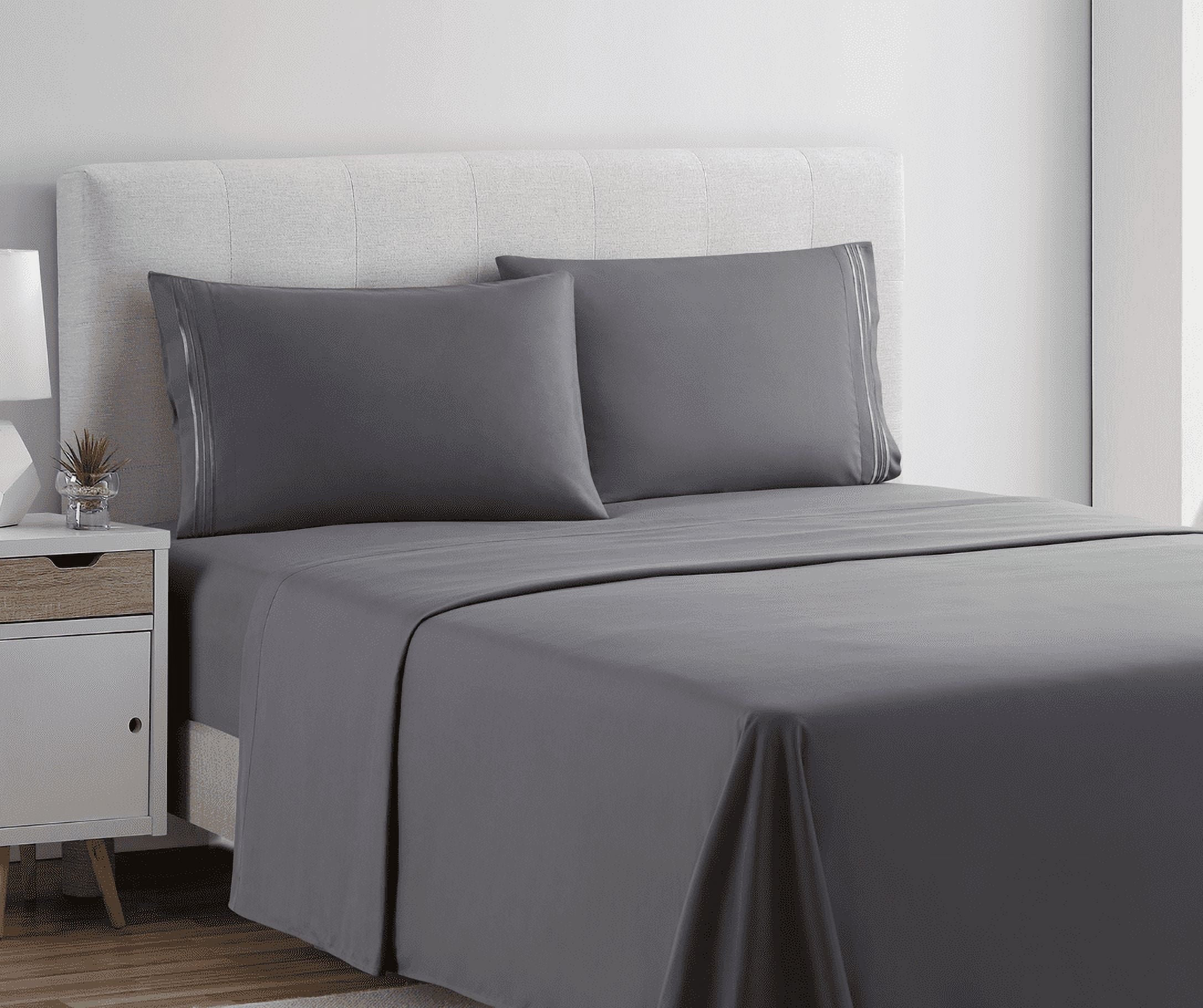 Wrinkle-Resistant Queen Sheets Set, 1800 Series 4 Piece Sheets , Luxury Soft Microfiber Queen Size Bed Sheets Set, Gray - Breathable Egyptian Cotton Flat & Fitted Sheets Detail