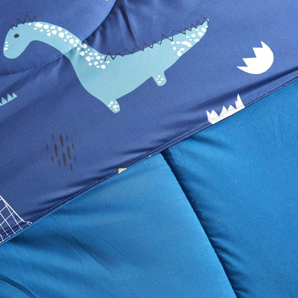 Hypoallergenic Cloud Kids Bedding Comforter Set Twin/Twin Xl Size - Super Soft & Cute Printed 2-Piece Comforter Set All Seasons for Boys, ... - Cloud-Like Soft Lightweight Bed Comforter Detail