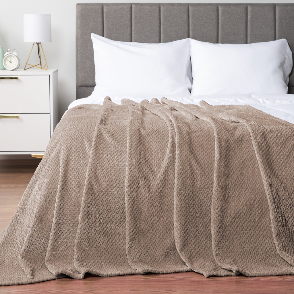 Reversible Sherpa Soft Fleece Taupe Tan Throw Blanket for Couch, Lightweight Plush Warm Blankets for Bed, Fuzzy Cozy Flannel Blanket Th... - Lightweight Plush Warm Blanket for All Seasons Detail