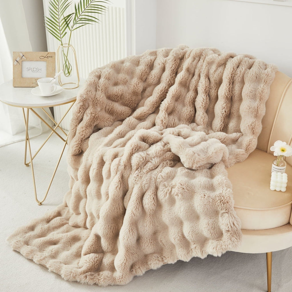 Reversible Sherpa Taupe Faux Fur Bubble Blankets for Couch Chair Sofa Luxury Fluffy Thick Bubble Throw Blanket Furry Blanket Fuzzy Soft... - Cozy Fleece Throw Blanket for Couch & Bed Detail