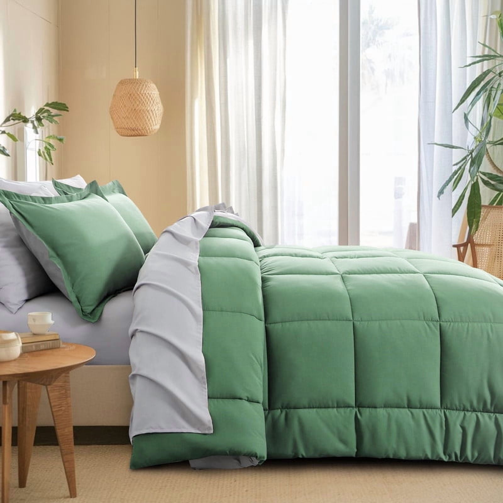 Heavyweight Warmth Grass Green/Grey Queen Size Comforter Set,3-Pieces Reversible Comforter Set Soft and Lightweight,All Season Down Alte... - Hypoallergenic Ultra-Fluffy Quilt for Winter Detail