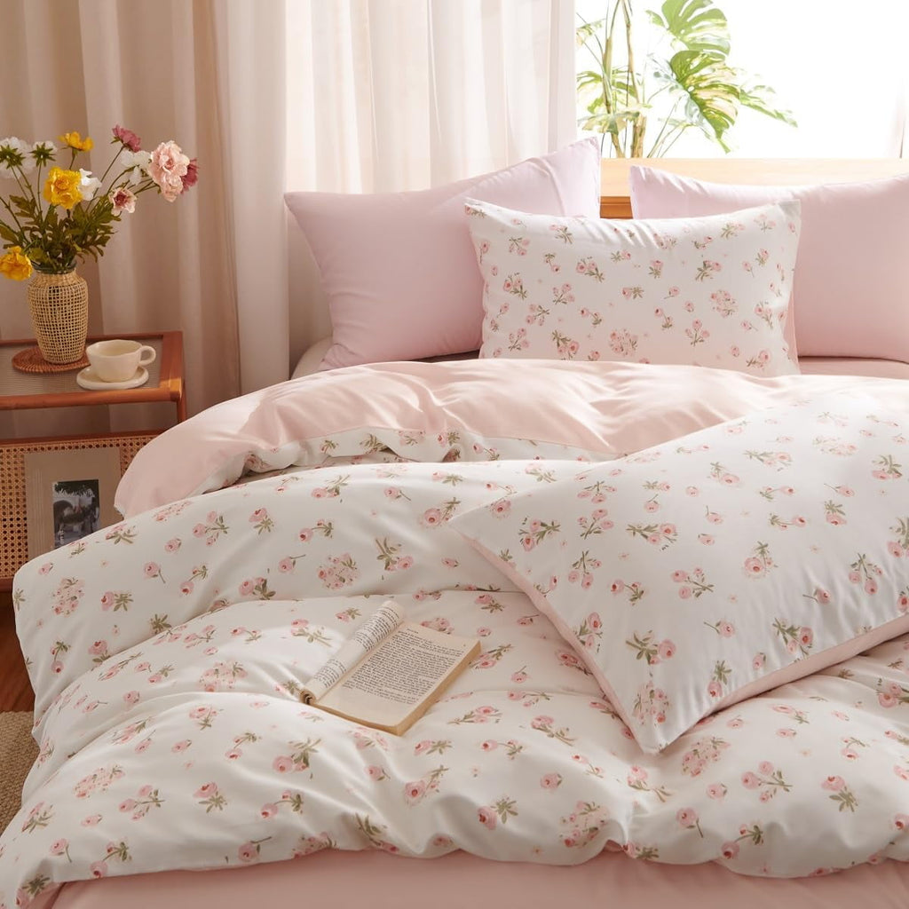 Hypoallergenic Cloud Pink loyalty Floral Comforter Queen Sets, 3 Pieces Chic Botanical Pink White Floral Reversible Comforter for All Season - All-Season Down Alternative Comforter Insert Detail