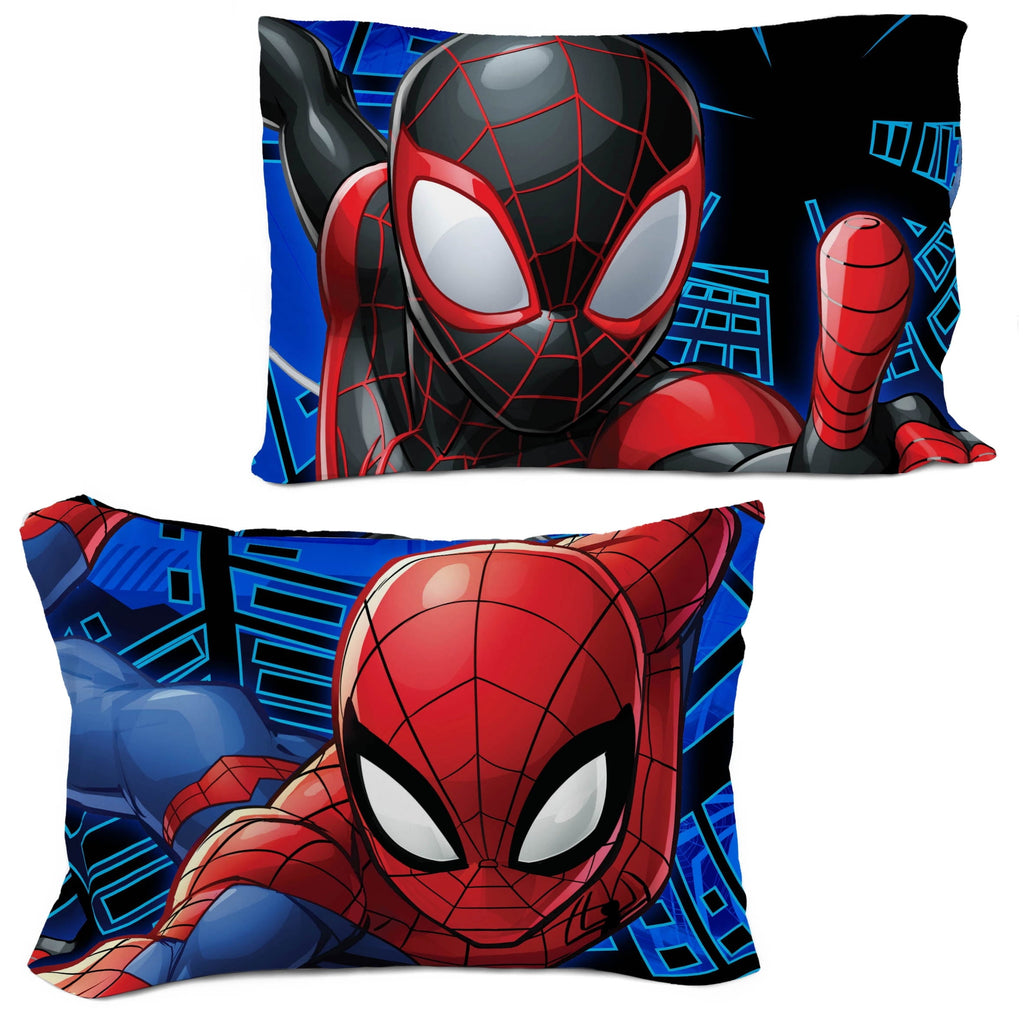 Luxurious Quilted Spiderman Techno City Kids 2 Piece Blue Reversible Comforter and Pillowcase Set, Twin/Full - All-Season Down Alternative Comforter Insert Detail