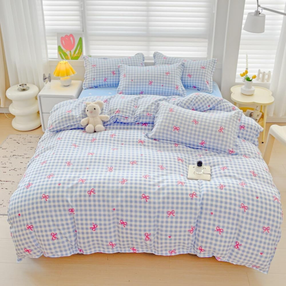 Hypoallergenic Cloud 3-Piece Blue Plaid Pink Bows Comforter Full Set , Cute Soft Bedding Set for Kids Adults - Luxurious Quilted Duvet Cover Set Detail
