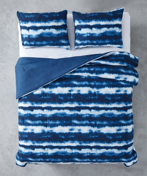 All-Season Tie Dye Navy 3 Piece Comforter Set, Full - All-Season Down Alternative Comforter Insert Detail