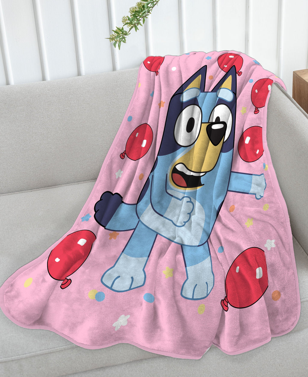 Decorative Knitted Balloon Party 46" x 60" Throw Blanket, Kids, Pink, Microfiber - Lightweight Plush Warm Blanket for All Seasons Detail