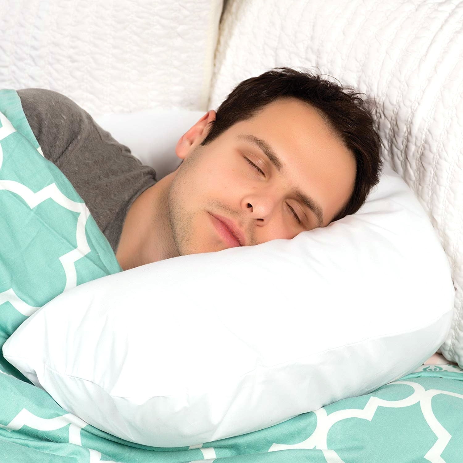 Fluffy Shredded Hugg-A-Pillow 17" x 22" Bed Pillow White 554-7915-1900 - Ergonomic Memory Foam Pillow for Neck Pain Support Detail