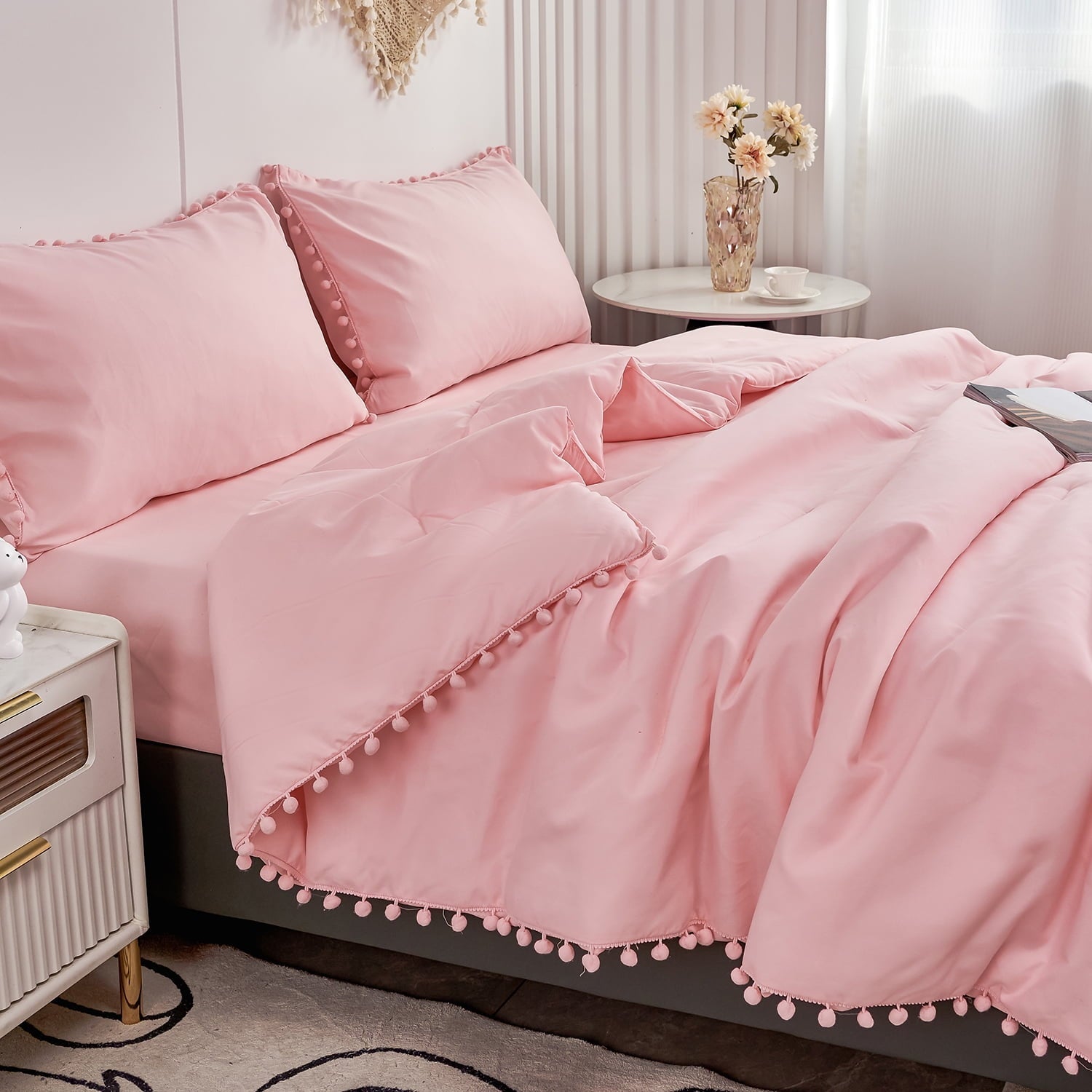 Hypoallergenic Cloud Pink Full Size Comforter Set Pom Fringe 3 Pcs Boho Chic Cute Ball Pom Blush Bedding Set Cali Soft Lightweight Solid B... - Hypoallergenic Ultra-Fluffy Quilt for Winter Detail