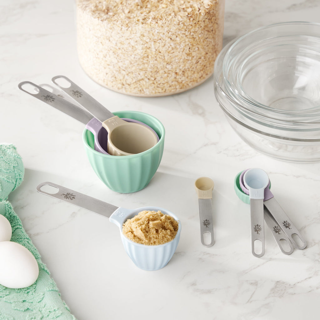 Multi-Functional 8-Piece Plastic Measuring Cup and Spoon Set, Multicolor - Multi-Functional Manual Food Chopper & Slicer Detail
