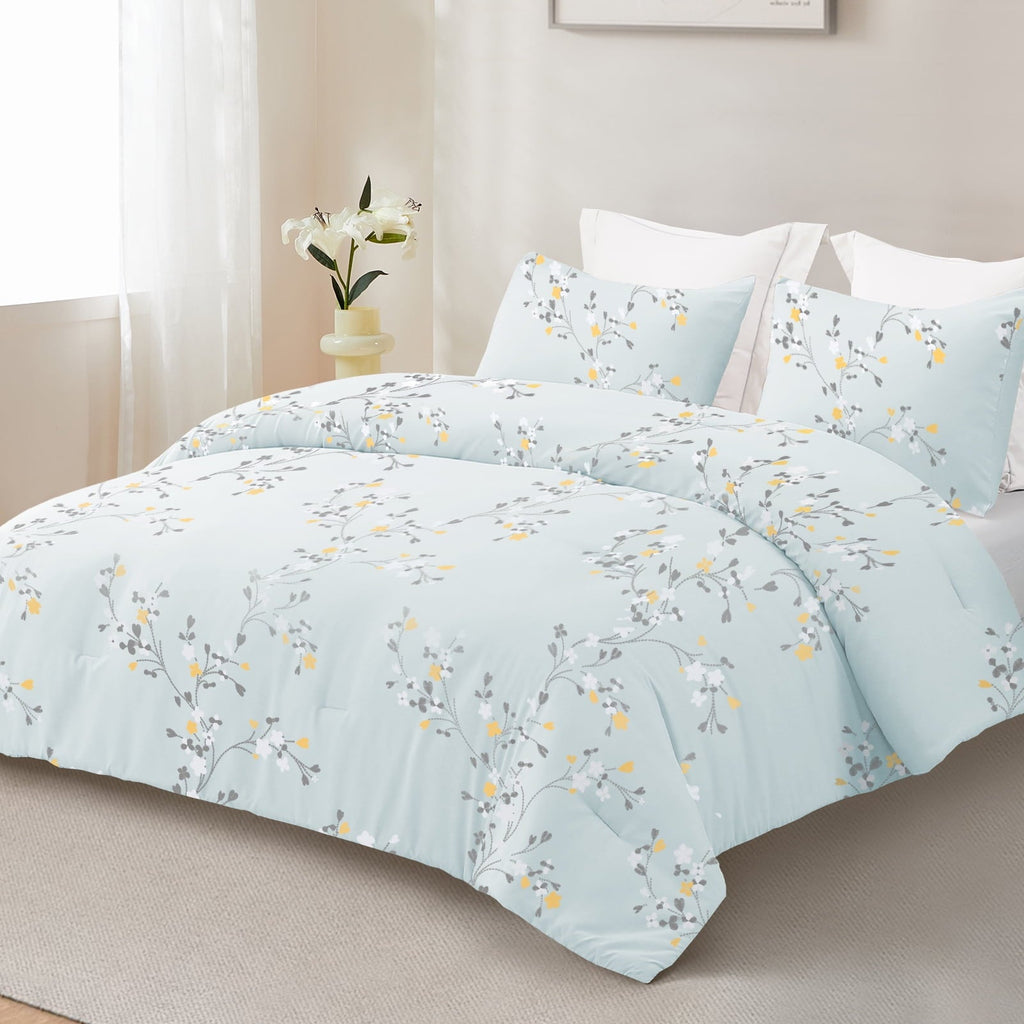 Fluffy Down Alternative 3-Piece Floral King Size Comforter Set, Microfiber Bedding Down Alternative Comforter for All Seasons with 2 Pillow S... - Luxurious Quilted Duvet Cover Set Detail