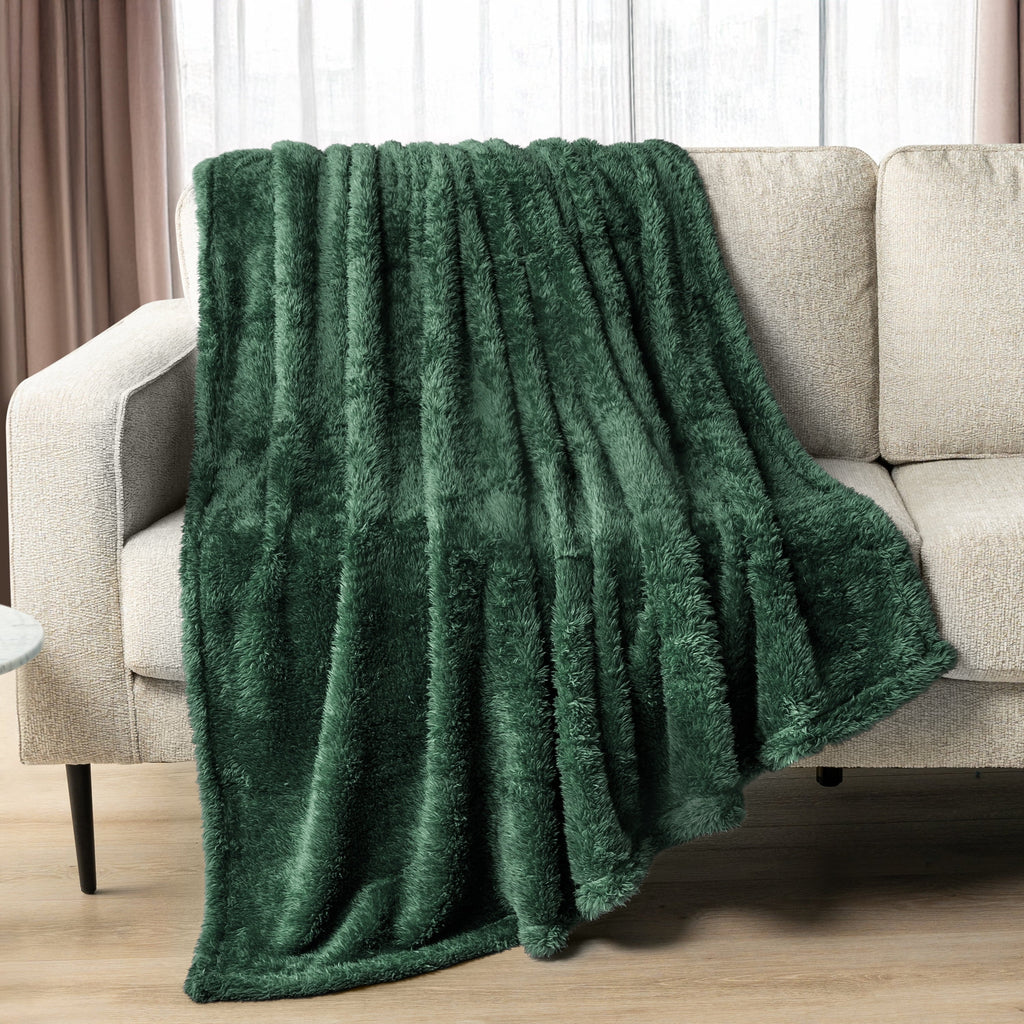 Decorative Knitted Sherpa Throw Blanket For Couch Sofa, Emerald Green Fluffy Warm Plush Blanket for Bed, Cozy Super Soft Lightweight Thr... - Lightweight Plush Warm Blanket for All Seasons Detail