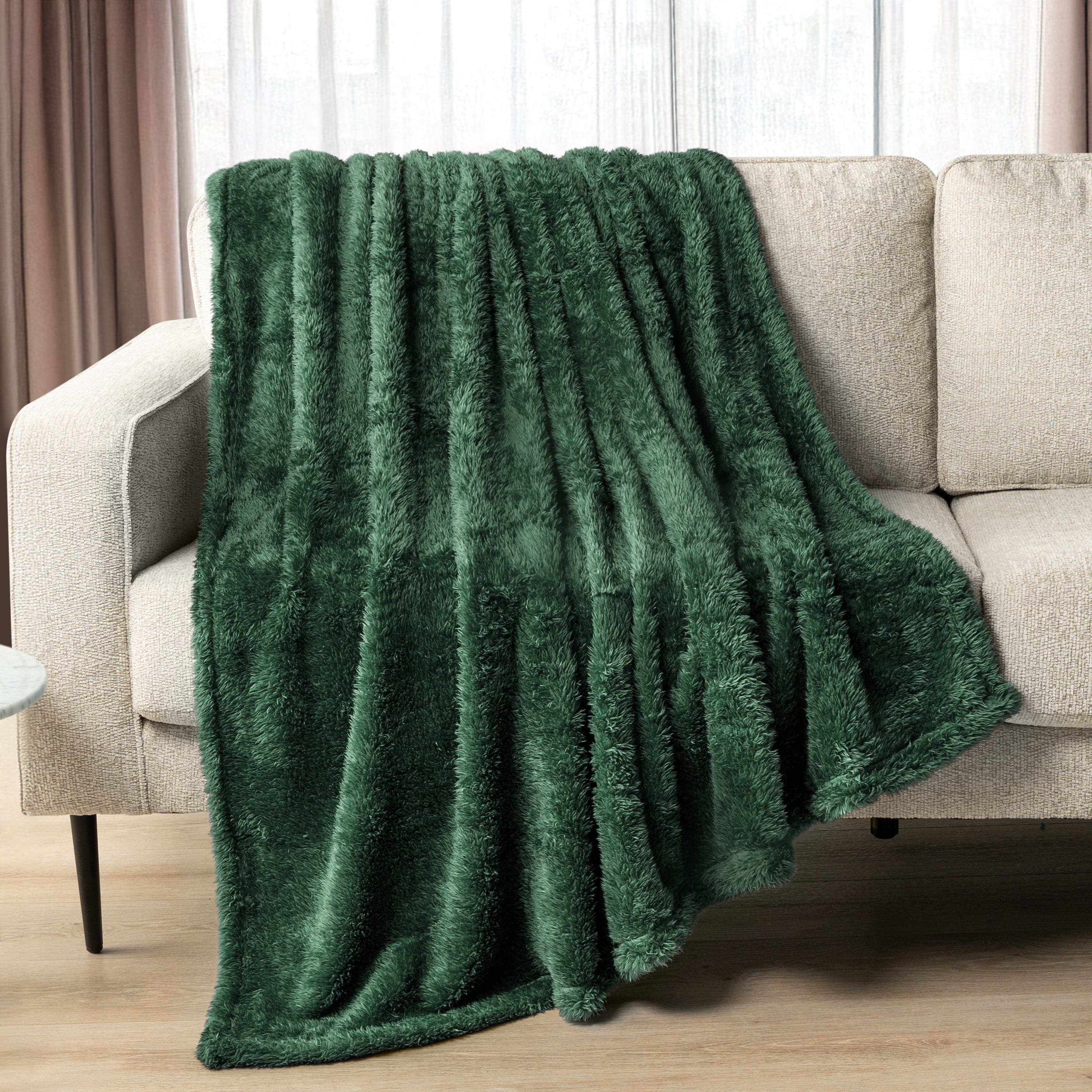 Decorative Knitted Sherpa Throw Blanket For Couch Sofa, Emerald Green Fluffy Warm Plush Blanket for Bed, Cozy Super Soft Lightweight Thr... - Lightweight Plush Warm Blanket for All Seasons Detail